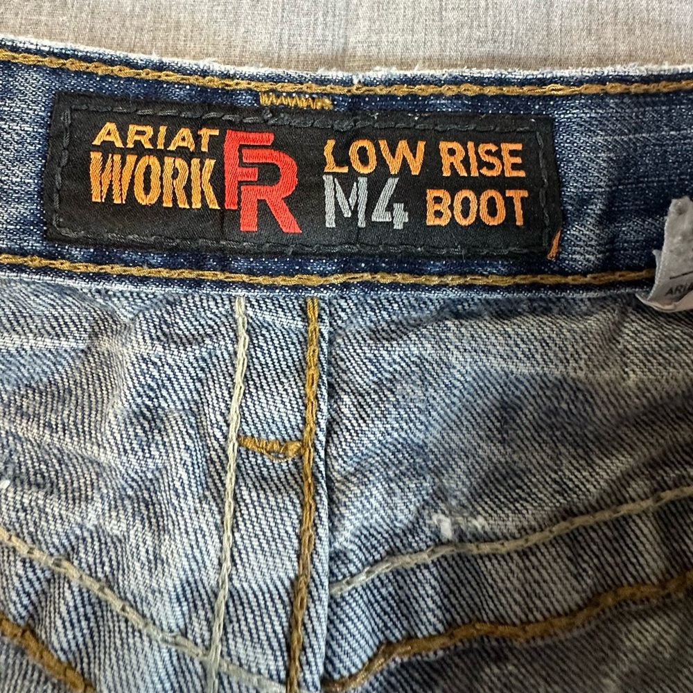 Ariat Work Men's M4 Jeans Flame Resistant Sz 35/34 - Picture 3 of 16